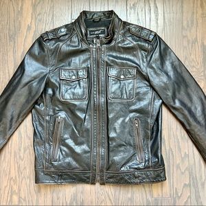 Black River Mens XL (44-46) genuine leather jacket.